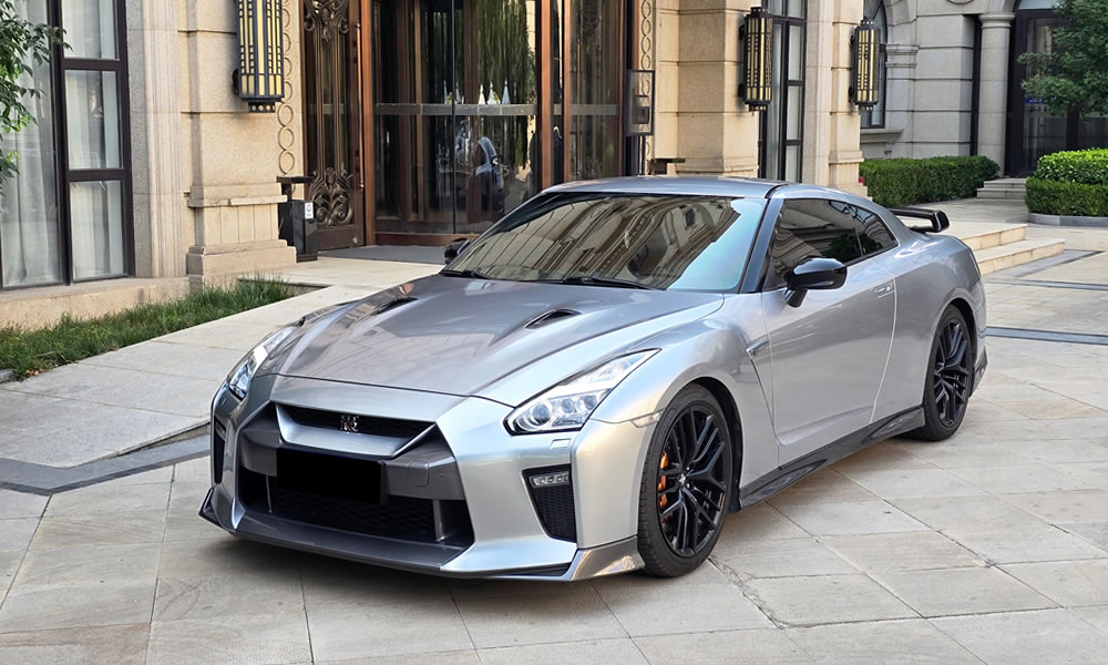 尼桑GTR